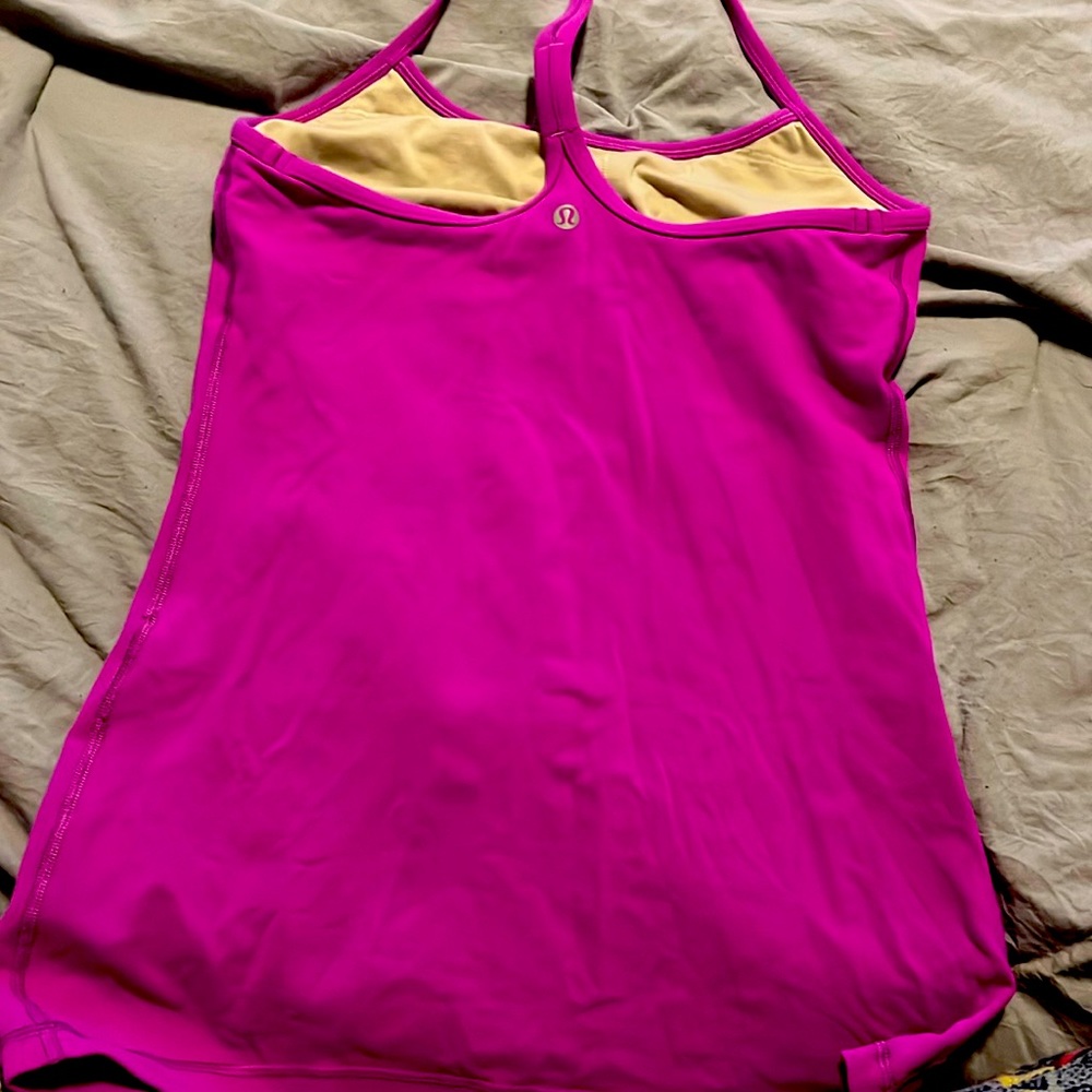 Lululemon tank